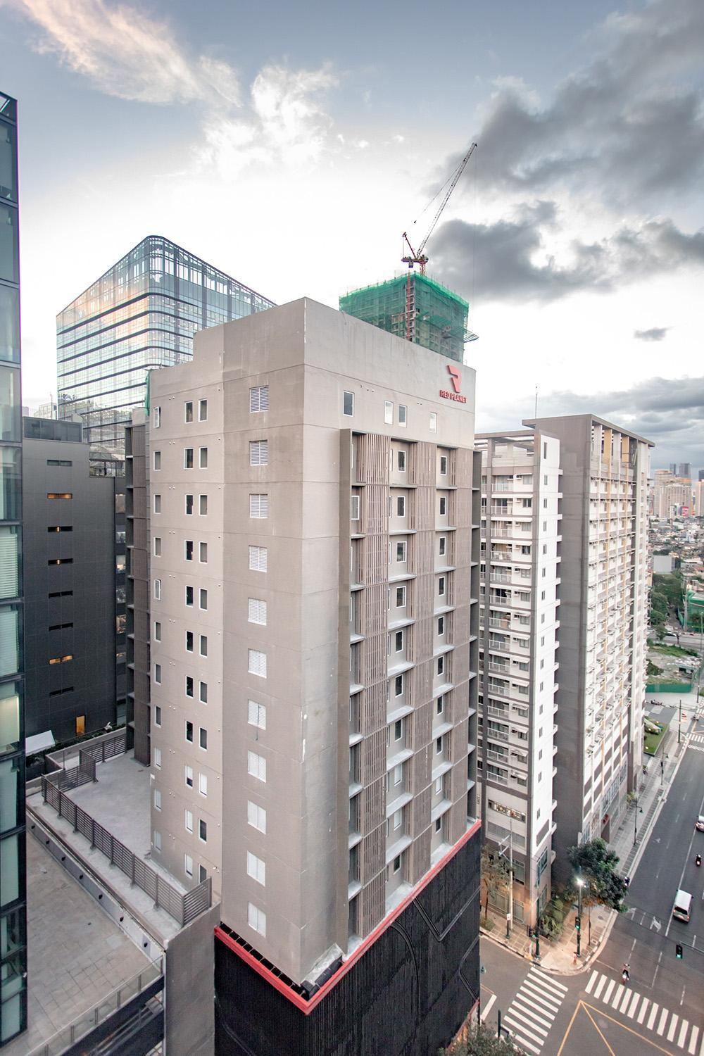 Red Planet Bgc The Fort Taguig Exteriör bild